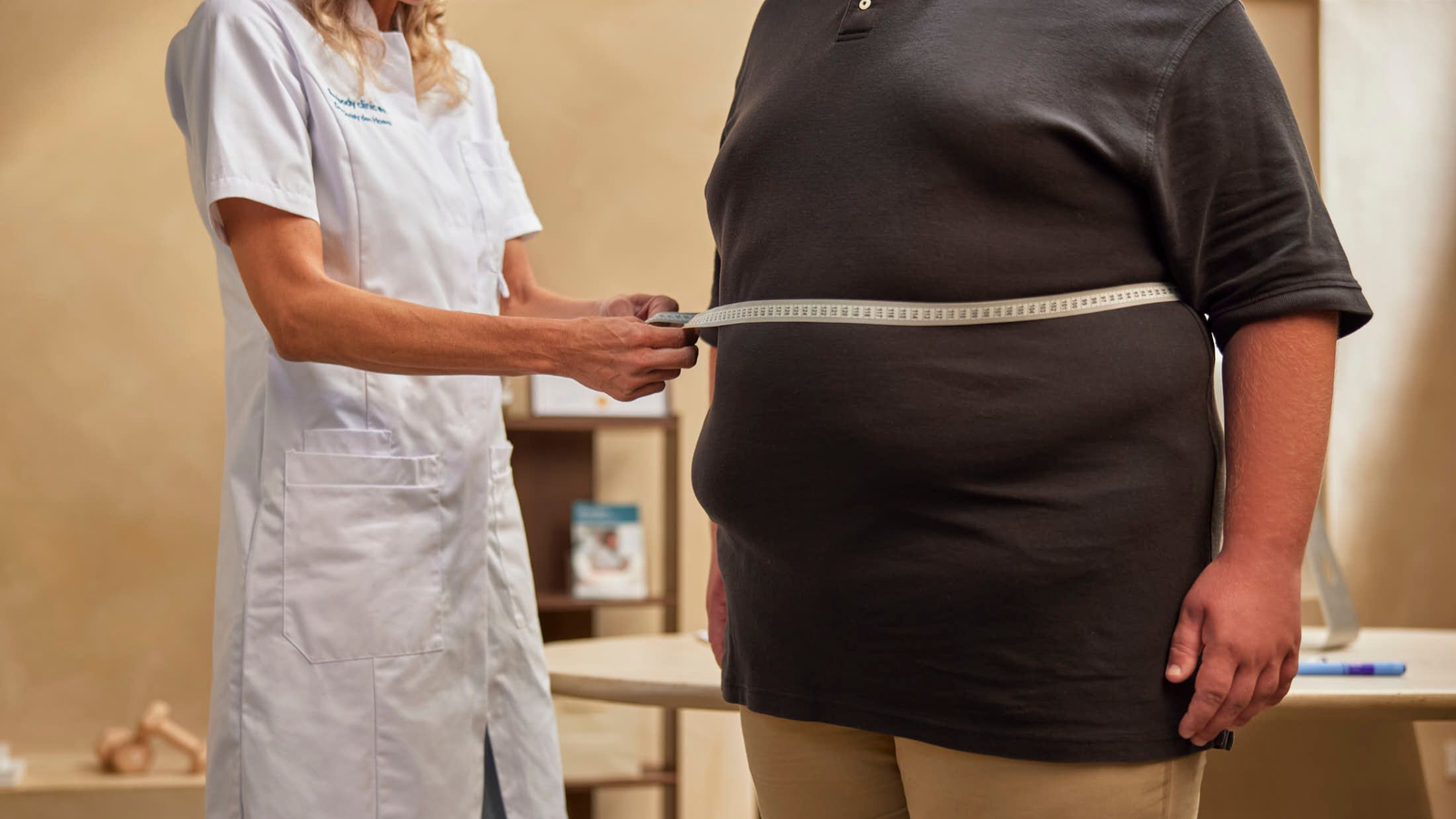 Professionele medische begeleiding en het bespreken van afvaltips bij Adexcel Aesthetics Clinic