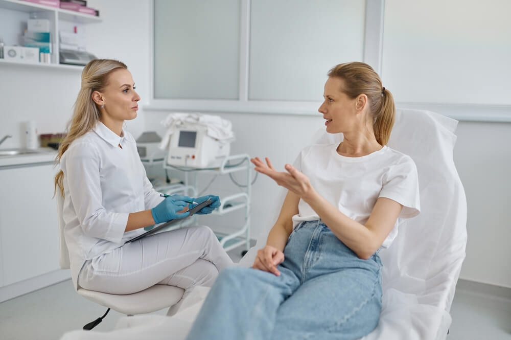  Professionele medische consultatie bij Adexcel Aesthetics Clinic